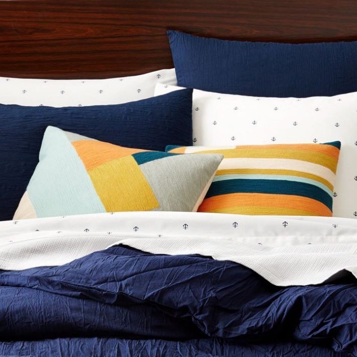 Sängkläder-dekorativa-örngott-moderna-ränder-broderade-blek-hamn