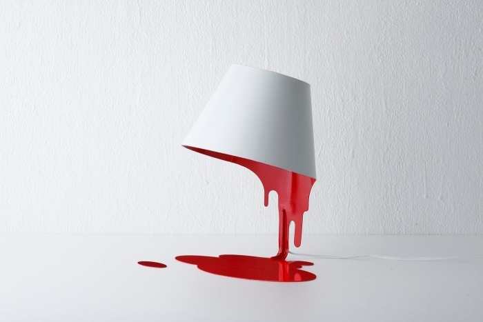 flytande lampa-design-original-bordslampa-Kyouei-design-röd-vit