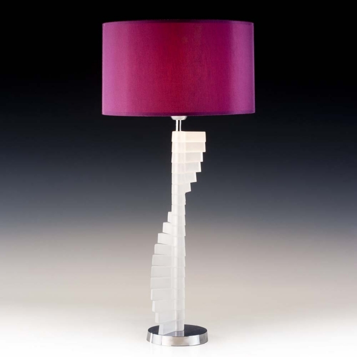 Bordslampa-shamen-glas-mattad-Peter-Hunt-elegant-lampskärm-rosa