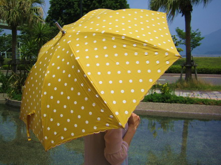 Kampasimpukoidut sateenvarjot