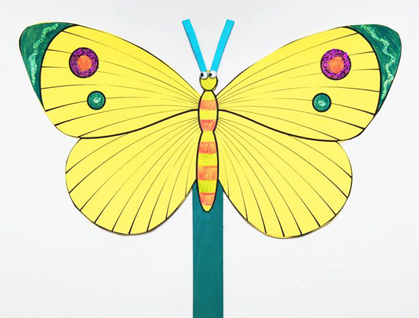Pahvi Butterfly Craft