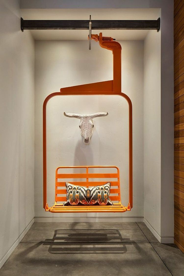 Hängstol för inomhus-metall-orange-stol-lyft-kuddar-djurmönster