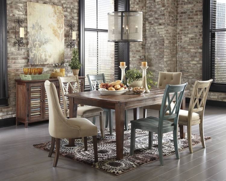 matsal-interiör-rustikt-matbord-trä-stolar-tegel-vägg-individ