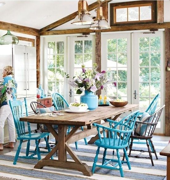 blå stolar matsal möbler i rustik design