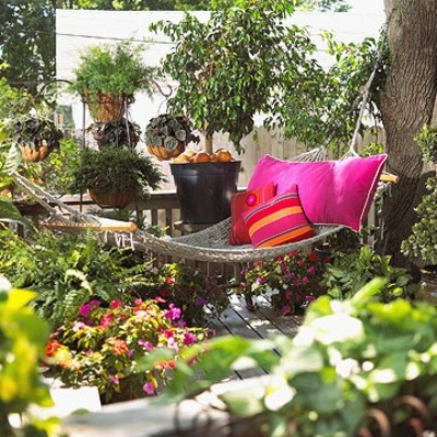 idéer för utomhus trädgårdsmöbler design en hängmatta
