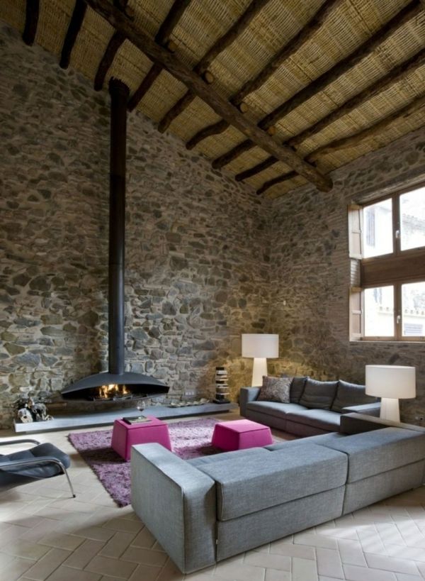 grå soffa design spis rosa ottomanska golvlampor