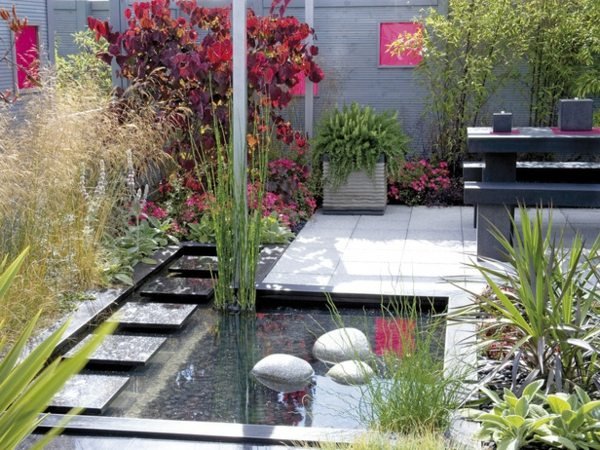 Japansk trädgård lägger ut dammstenar trädgårdsdekorationselement