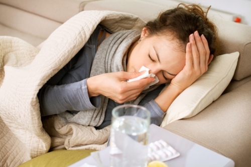 προκαλεί-και-συμπτώματα-γρίπης