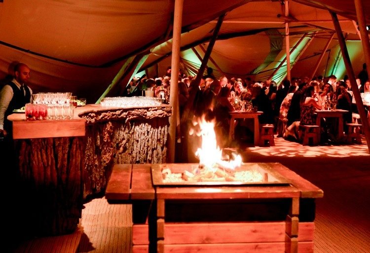 temafest-idéer-eld-afrikansk-atmosfär-bar