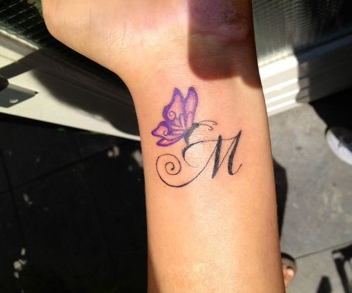 Αγαπημένο M Letter Tattoo With A Butterfly