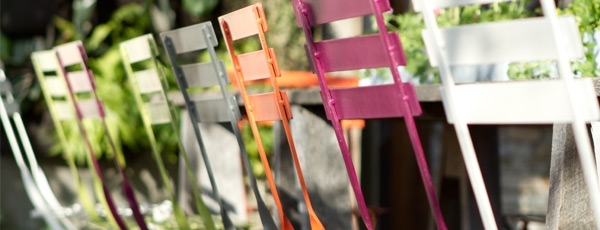 färgglad design metall trädgård stolar terräng