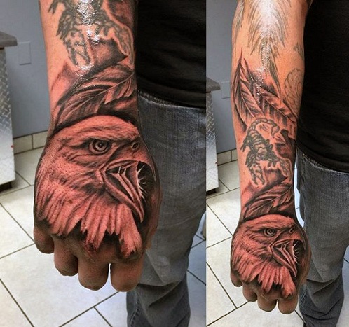 Σχέδια τατουάζ αετού στο χέρι