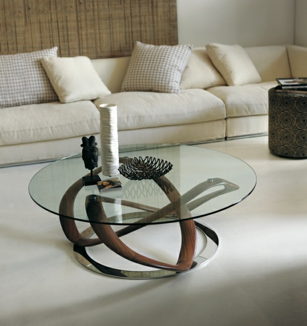Vardagsrum stoppade möbler-beige glasbord