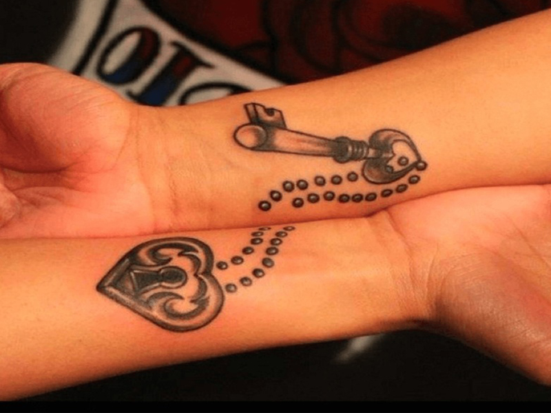 Καλύτερα σχέδια τατουάζ κλειδαριάς και κλειδιού για άνδρες και γυναίκες