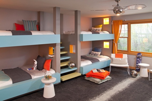 Barnrum-för-syskon-färger-blå-grå-orange-våningssängar
