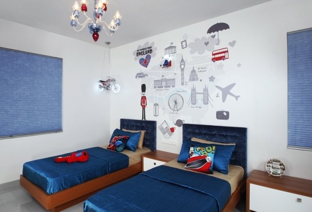 Mörkblå-barnkammare-täcken-sängar-sociala syskonrum i trä