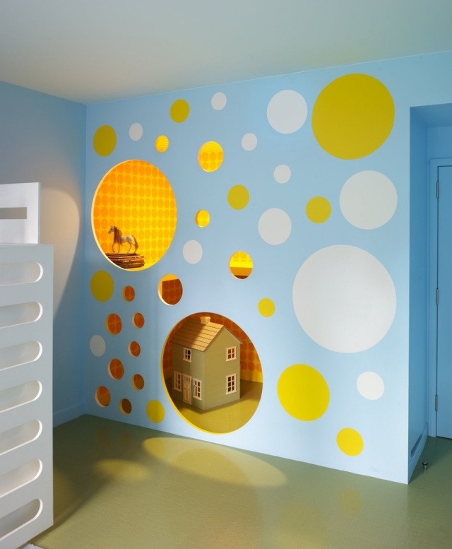 Lekstuga-plantskola-idéer-för-färg-vägg-blå-gul-inredning