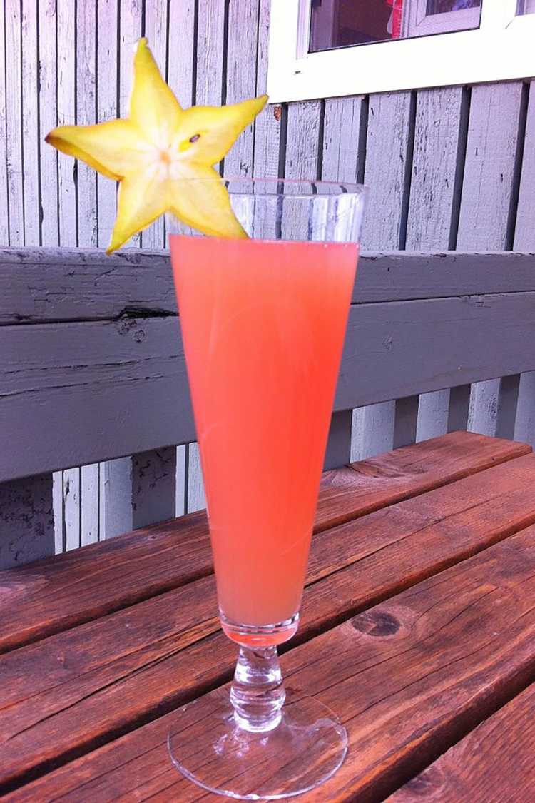 cocktailrecept vårens festliga mimosastans