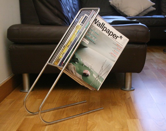 Magasinhållare modern design krom stål gåva idé