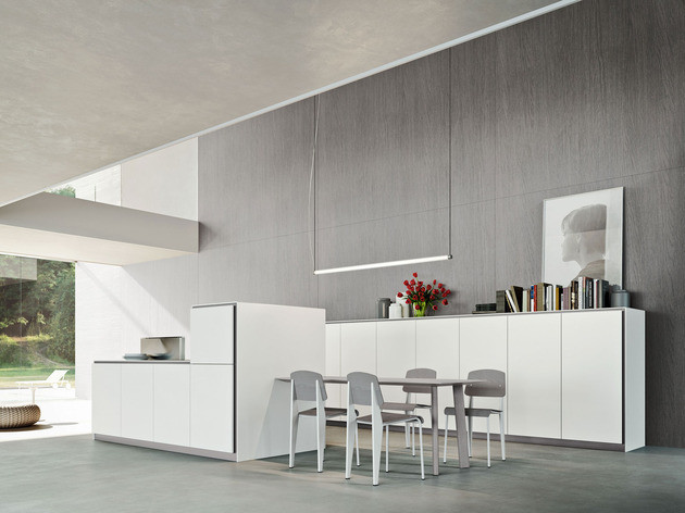 vit-modulär-kök-ella-högglans-dörrar-moderna-kök-lösningar-italien-snaidero
