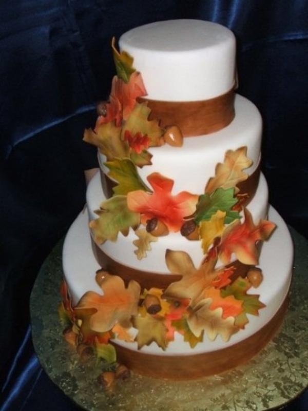 chic-höst-tårta-bröllop-tre-nivå
