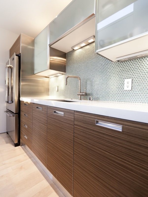 designer köksenheter-köksväggar i frostat glas