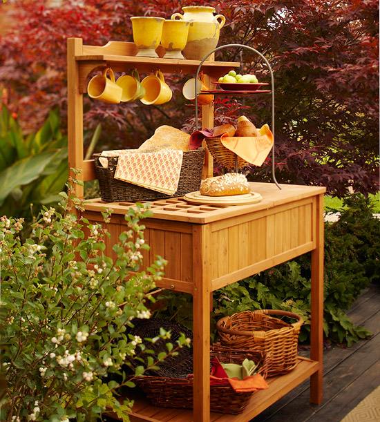 trädgårdsbord praktiskt användbara idéer utomhusområde