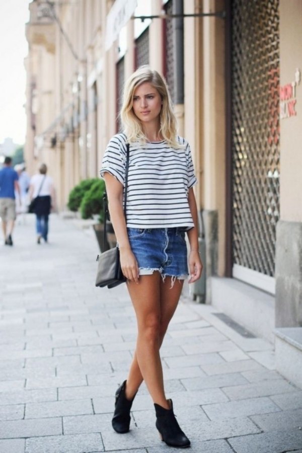 jeansshorts-outfit-blus-street-top