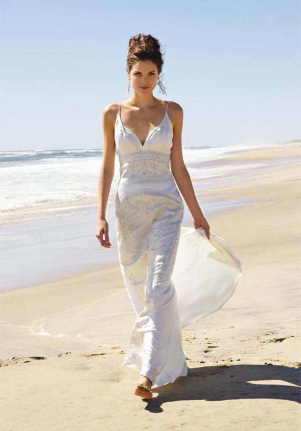 strandklänning-vit-idé-bröllop-förslag