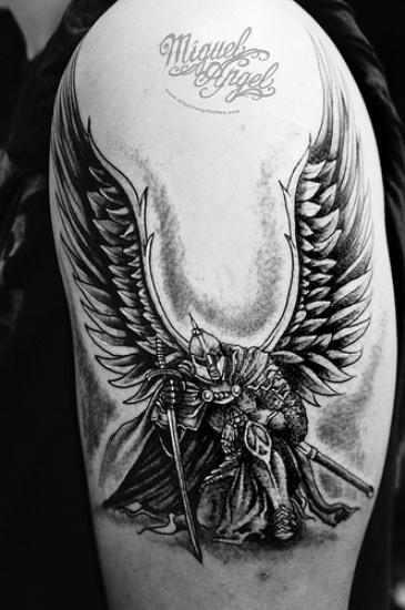 Daring Knight Angel Tattoo για άνδρες