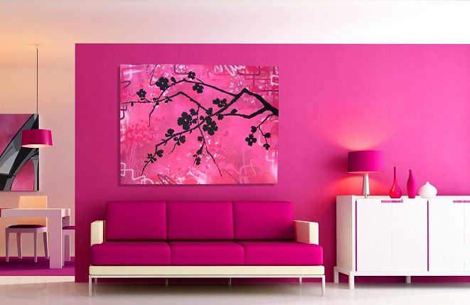 Vaaleanpunainen väriyhdistelmä olohuoneeseen