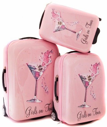 Vaaleanpunaiset matkalaukut tytöille