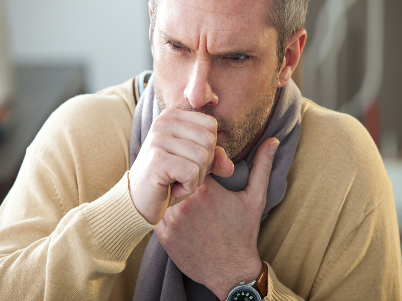 Koti korjaustoimenpiteitä keuhkoputkentulehduksen oireiden lievittämiseksi