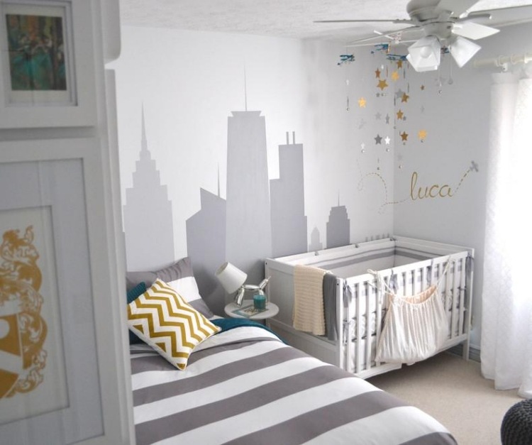 Babyrum deco-pojke-grå-vit-vägg design-city-skyline