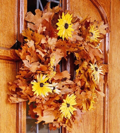 torra blad kreativa dekorationsidéer för dörrkransar på hösten