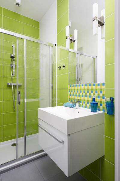 Πράσινα πλακάκια μπάνιου