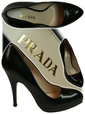 Γυναικεία ειδικά παπούτσια Prada
