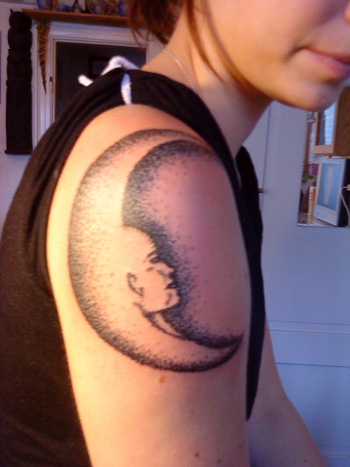 Arm Moon Τατουάζ για γυναίκες
