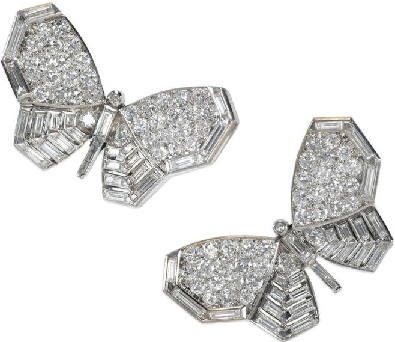 Χαριτωμένα διαμαντένια σκουλαρίκια πεταλούδα