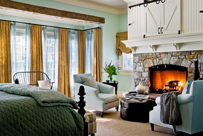 Klassiska sovrumsmöbler idéer stoppade möbler eldstad fåtöljer crisp-arkitekter