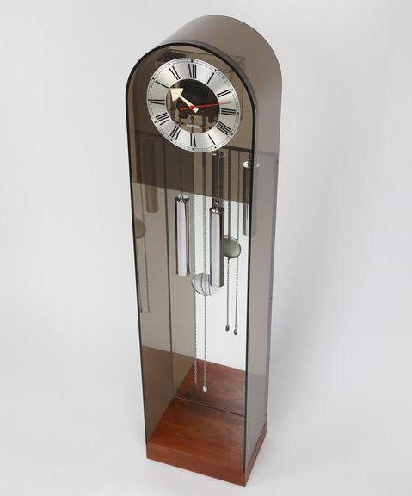 Vuosisadan puolivälin moderni isoisän kello