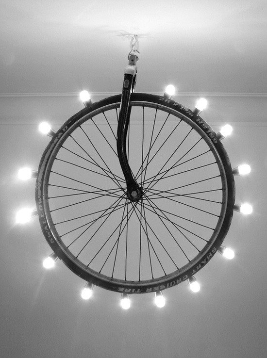 Upcycling idéer med cykeldelar ljusstak tak