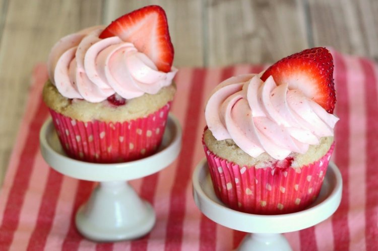 muffins-recept-vegan-jordgubbar-vanilj-lätt-sommar-inspiration