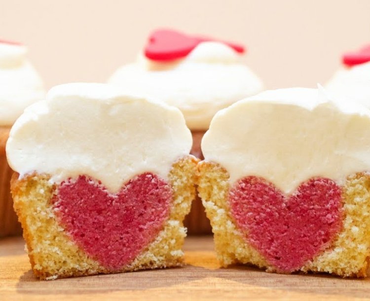 vegan cupcakes recept hjärta-rosa-vit-frost-romantisk