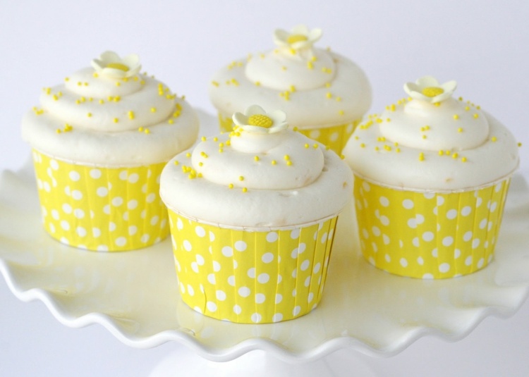 cupcakes-recept-vegan-citron-topping-fruktig-dessert-stand-party