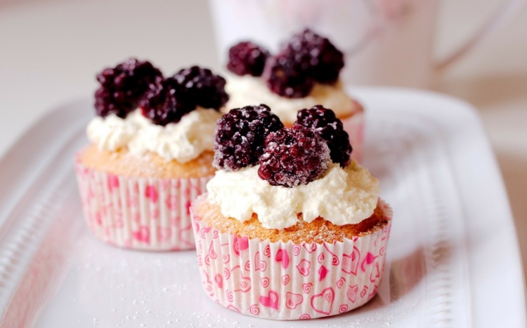 vegan cupcakes recept läckra-desserter-frysta-hallon