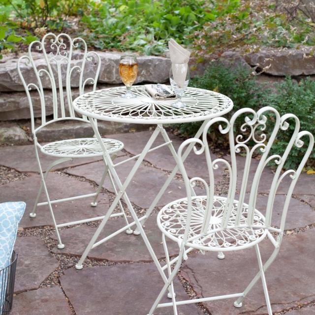 Metalljärn vit trädgård metall stolar utemöbler design trender