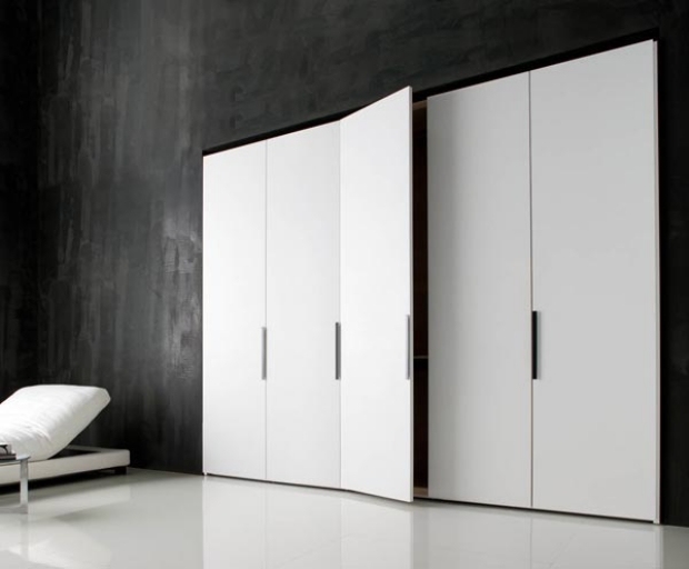 klädskåp vita svängdörrar 6-dörrars möbler idéer-moderna
