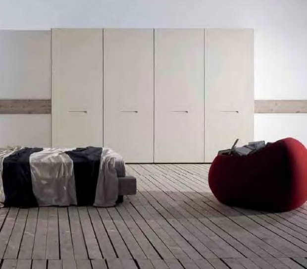idéer för garderobshylla vardagsrum-hållbart golv-