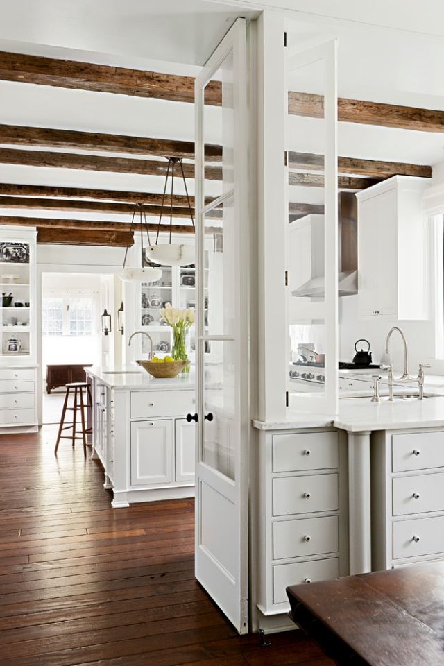 kök-idéer-trend-mot-natur-vit-målning-vägg-möbler